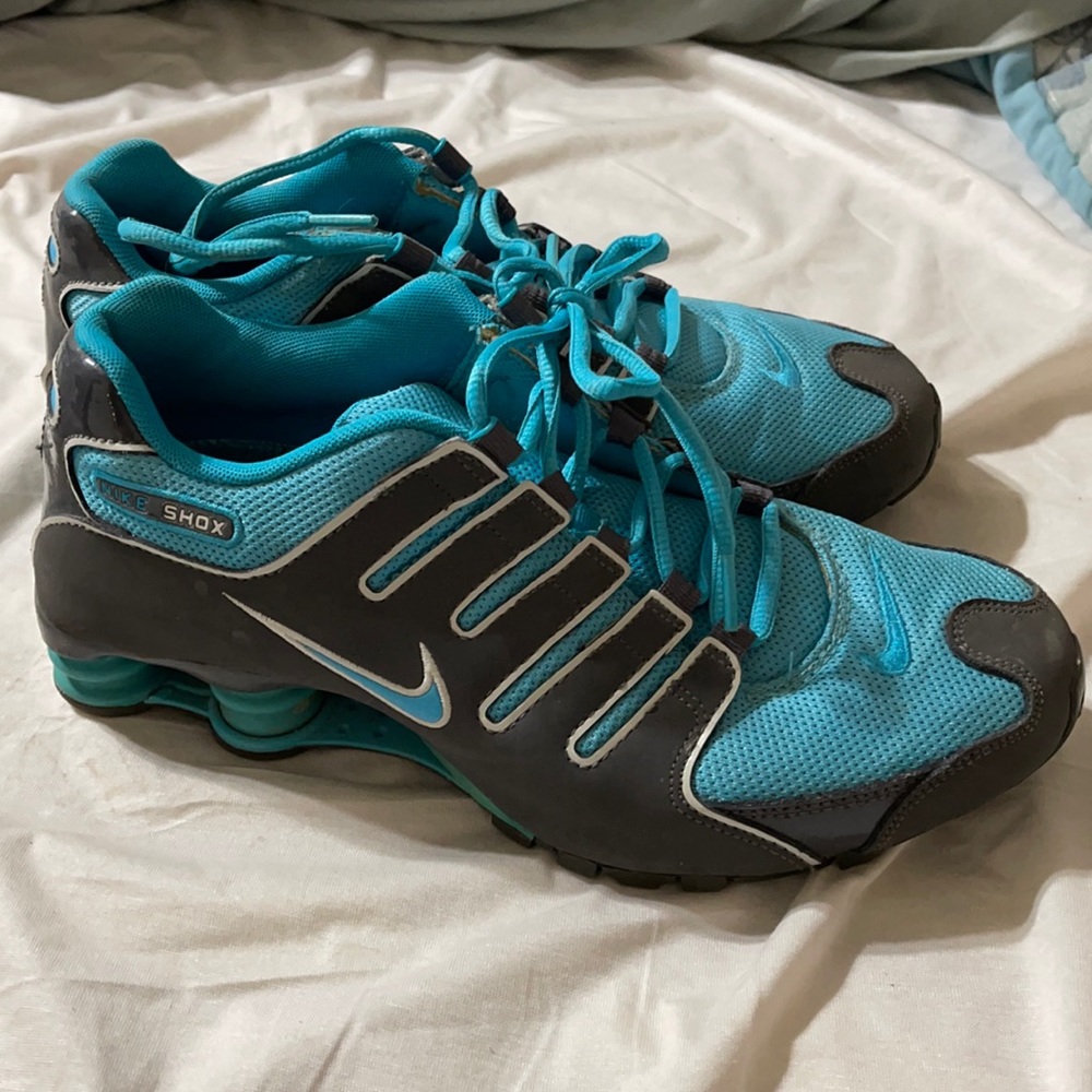 Nike shox size 10